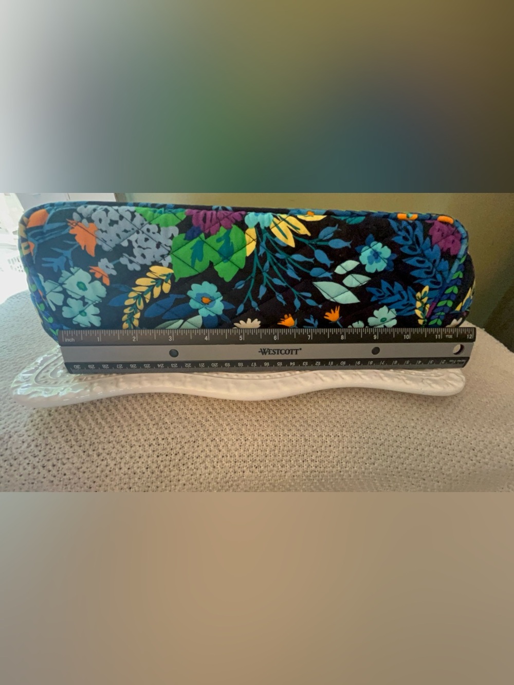 Vera Bradley Tote in the retired "Midnight Blues" pattern - Picture 8 of 10